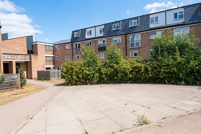 2 Bedroom Maisonette For Sale In Mercers, Harlow, CM19