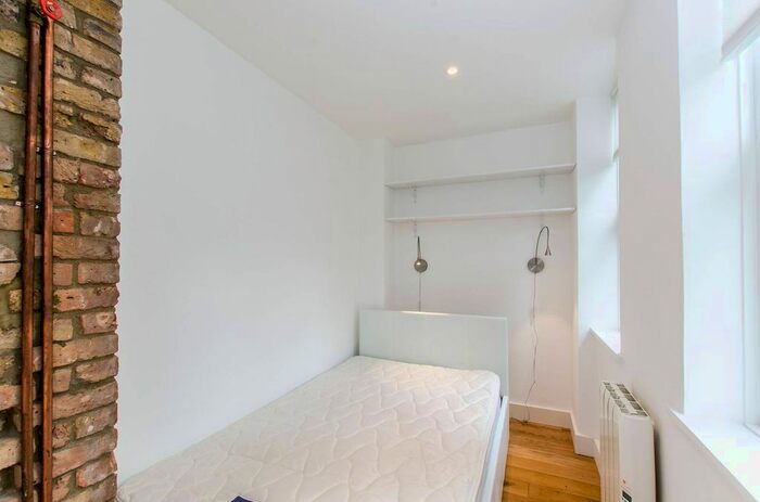 Studio To Rent In Frognal, Hampstead, London, NW3