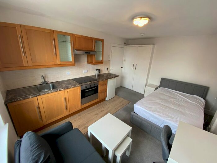 1 Bedroom Studio To Rent In Norfolk Square, Brighton, BN1