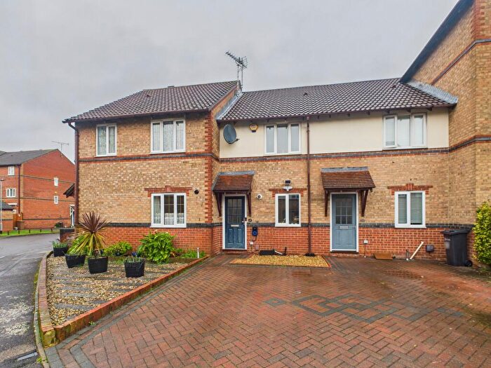 2 Bedroom Terraced House For Sale In Holcot Lane, Anchorage Park, Portsmouth, PO3