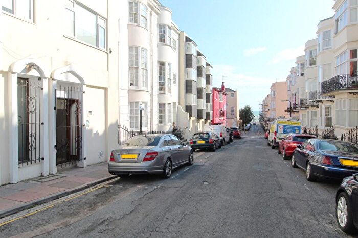 1 Bedroom Flat To Rent In Bedford Place, Brighton, BN1