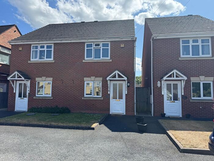 2 Bedroom Semi-Detached House To Rent In Sedgley Road, Dudley, West Midlands, DY1