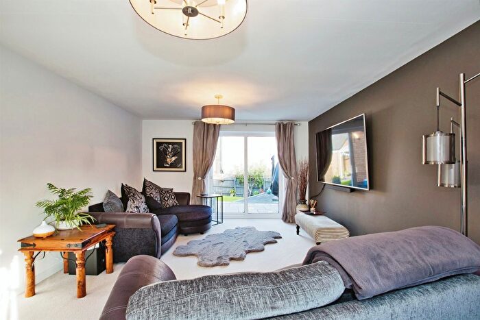 4 Bedroom Detached House For Sale In Atkins Hill, Wincanton, BA9