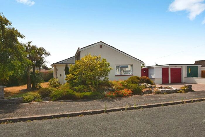 3 Bedroom Detached Bungalow For Sale In Orchard Close, Kingsteignton, Devon., TQ12