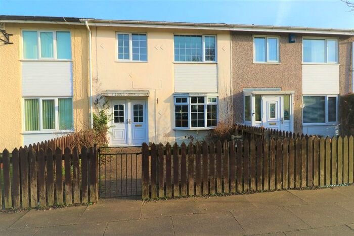 3 Bedroom Terraced House To Rent In Queensway, Grimsby DN37