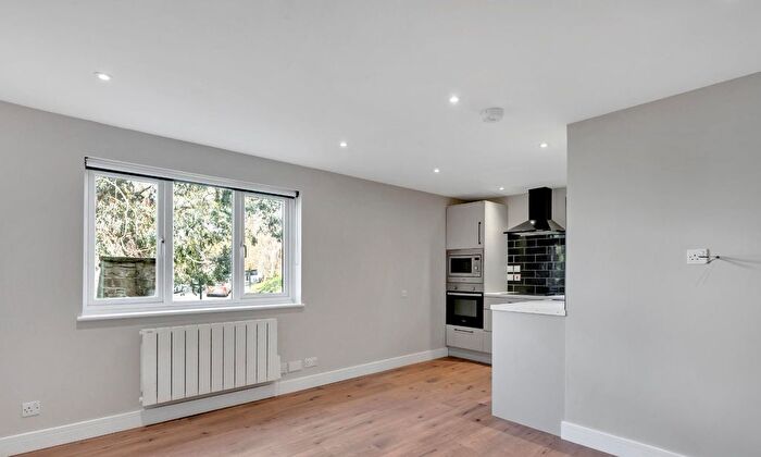 Studio To Rent In Wilkinson Way, London, W4