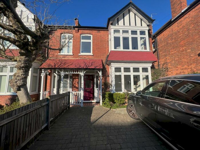 5 Bedroom Semi-Detached House To Rent In Whitehall Road, Harrow, HA1