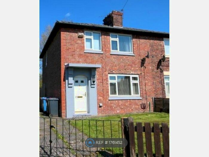3 Bedroom Semi-Detached House To Rent In Cranbrook Road, Eccles, Manchester, M30