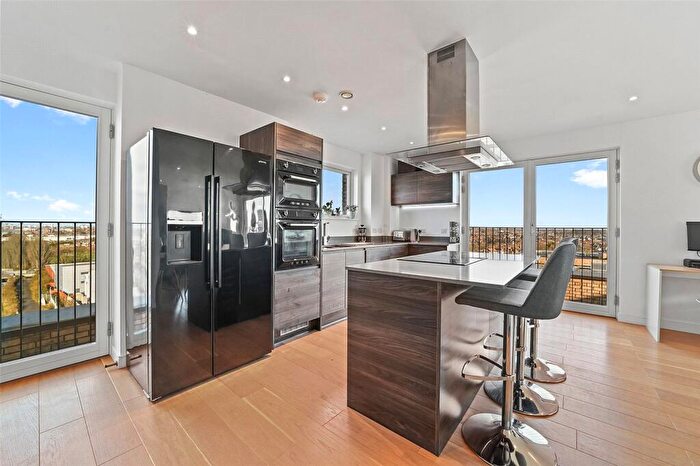 2 Bedroom Penthouse To Rent In Prospect Row, Stratford, London, E15