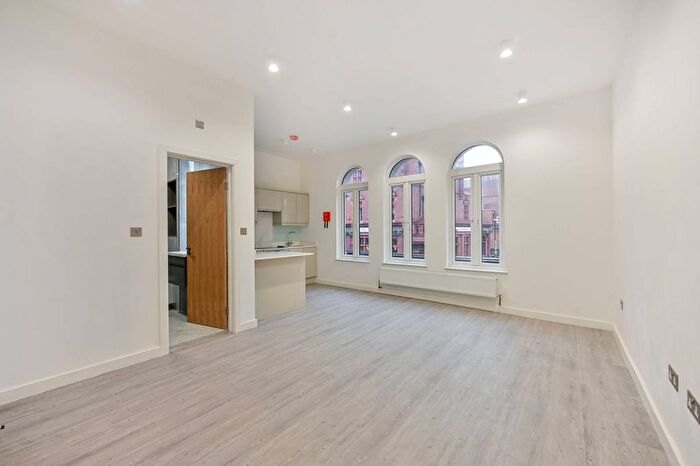 1 Bedroom Flat To Rent In Wimbledon Hill Road, Wimbledon, London, SW19
