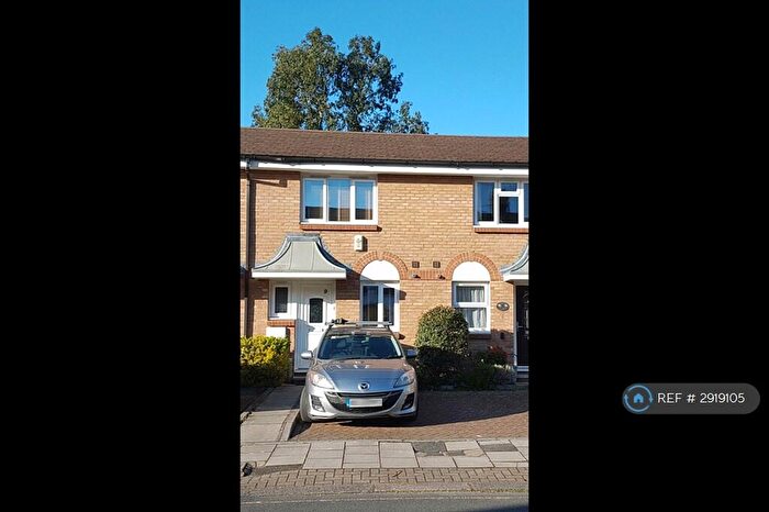 2 Bedroom Terraced House To Rent In Fleet Terrace, London, SE6