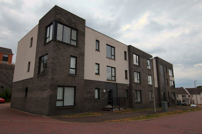 2 Bedroom Flat To Rent In Peters Gate, Bearsden, G61