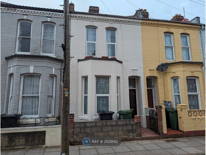4 Bedroom Terraced House To Rent In St. Augustine Road, Southsea, PO4