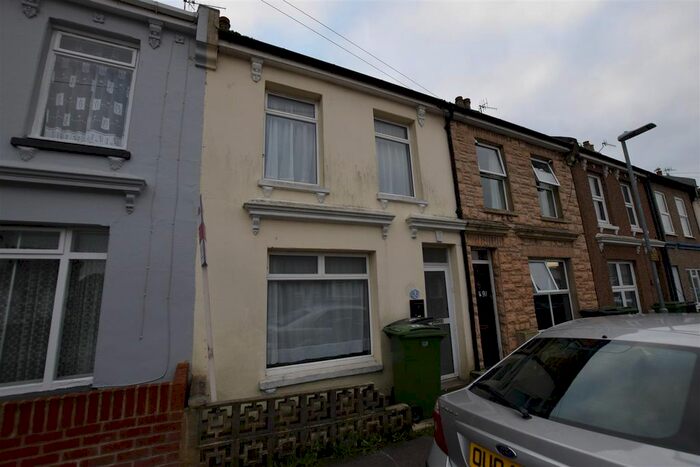 2 Bedroom Terraced House To Rent In Winchelsea Road, Hastings, TN35