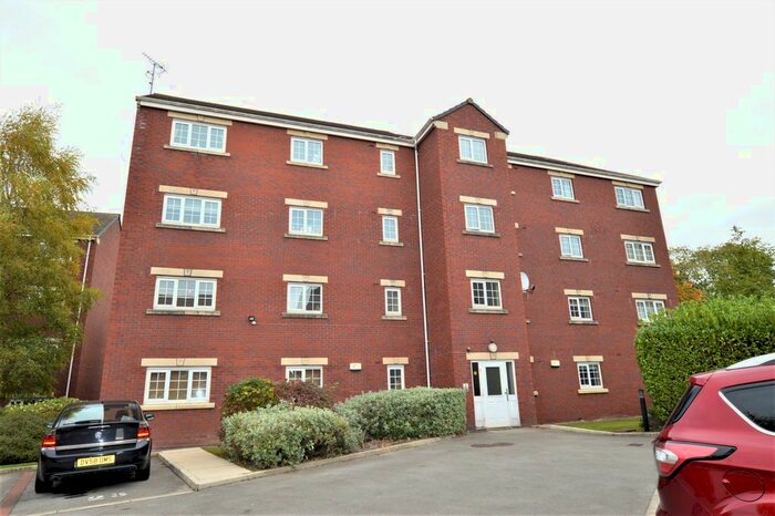 3 Bedroom Flat To Rent In Castle Lodge Square, Rothwell LS26