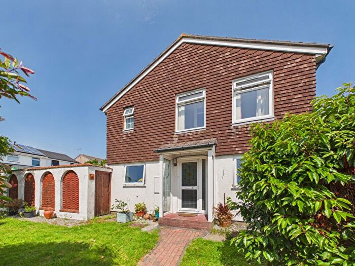 3 Bedroom Semi Detached House For Sale In Woodland Way, Torpoint, PL11