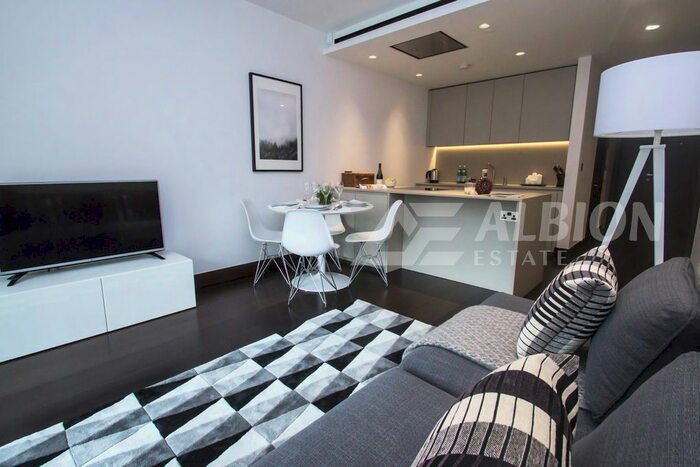 1 Bedroom Flat To Rent In Kings Gate Walk, London, SW1E
