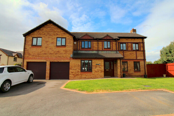 5 Bedroom Detached House For Sale In Eglwys Nunnydd, Margam, Port Talbot, SA13
