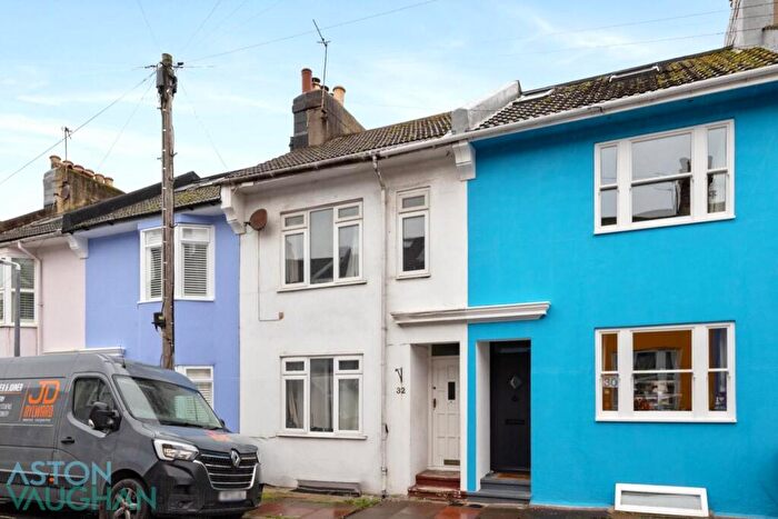 4 Bedroom Terraced House To Rent In Lincoln Street, Brighton, BN2