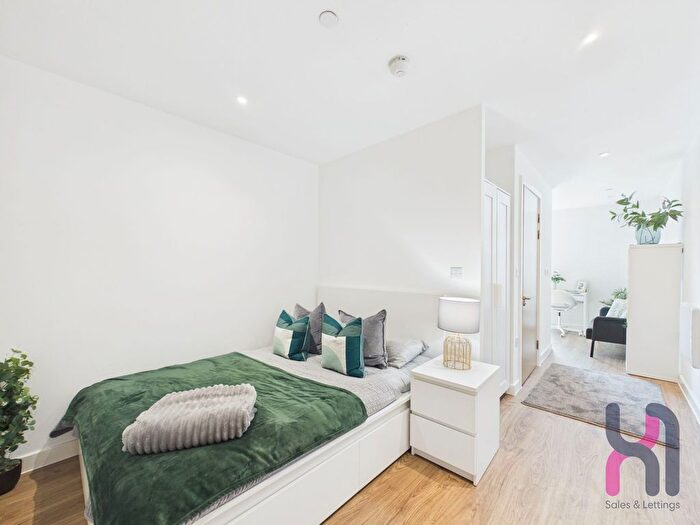 Studio To Rent In Frederick Road, Salford, M6