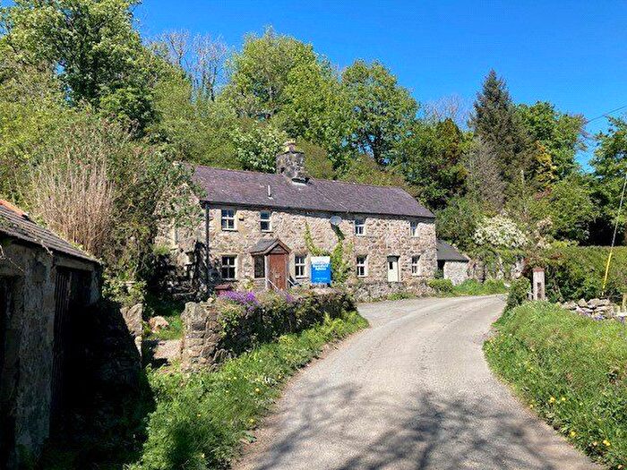 3 Bedroom Detached House For Sale In Sarn Mellteyrn, Gwynedd, LL53