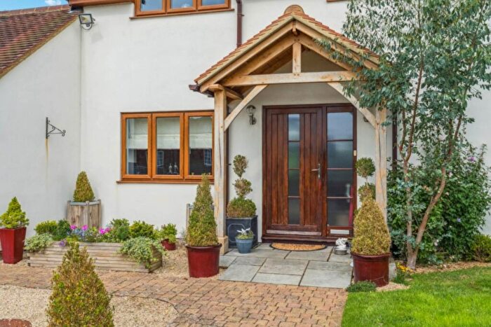 4 Bedroom Detached House For Sale In Townsend, Quainton, HP22