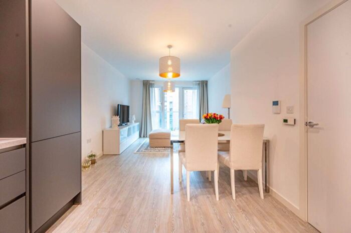 1 Bedroom Flat For Sale In Shipbuilding Way, Upton Park, London, E13