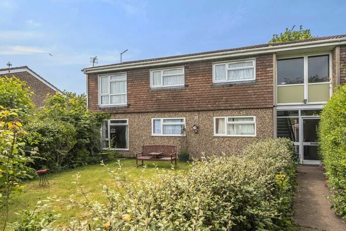 2 Bedroom Flat To Rent In Harwell, Oxfordshire, OX11