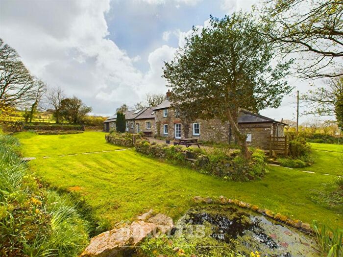 5 Bedroom Detached House For Sale In Eglwyswrw, Crymych, SA41