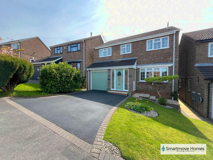 4 Bedroom Detached House For Sale In Hardwick Close, Ripley, DE5