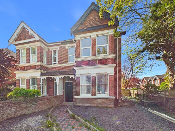 2 Bedroom Apartment To Rent In Belsize Road, Worthing, BN11