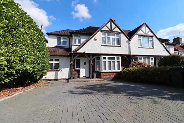 5 Bedroom Semi Detached House For Sale In Hillside Gardens, Edgware, Middlesex, HA8