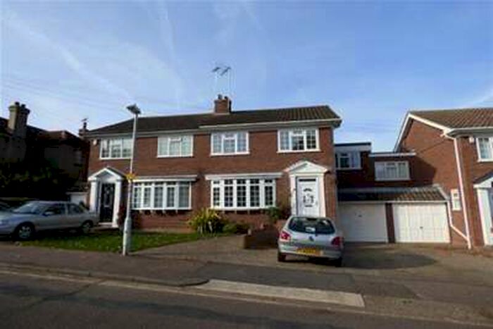 4 Bedroom House To Rent In Central Billericay, CM12