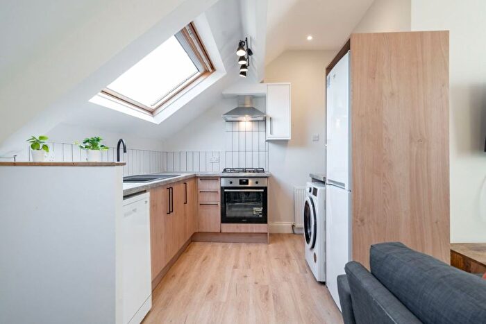 3 Bedroom Terraced House To Rent In Jesmond Road, Newcastle, NE2