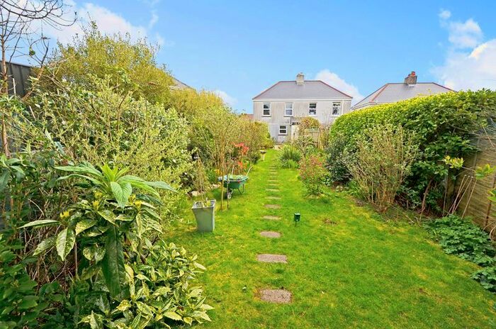 3 Bedroom Semi-Detached House For Sale In Crellow Hill, Stithians, Truro, TR3