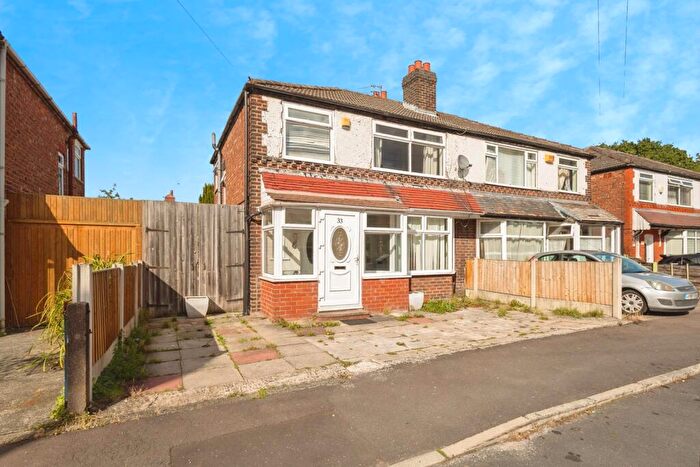 3 Bedroom Semi Detached House For Sale In Brookthorpe Avenue, Manchester, Greater Manchester, M19