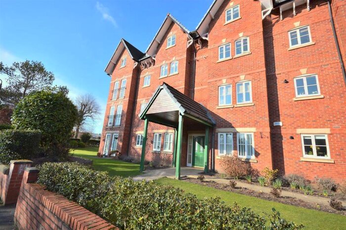 2 Bedroom Apartment To Rent In Gainsborough House, Raglan Road, Sale, M33