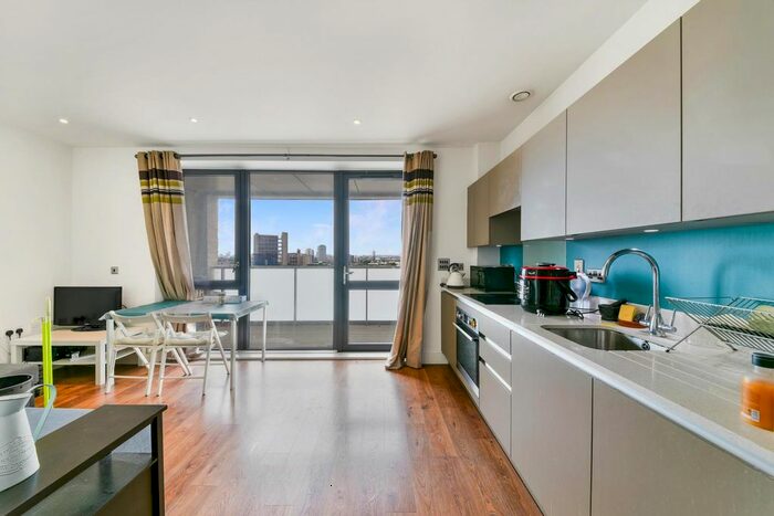 Studio To Rent In Lighterman Point, Aberfeldy Village, London, E14