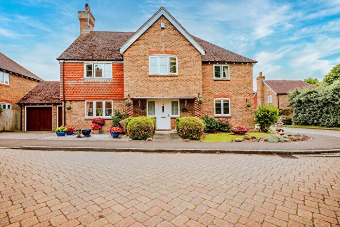 5 Bedroom Detached House For Sale In The Rosary, Partridge Green, RH13