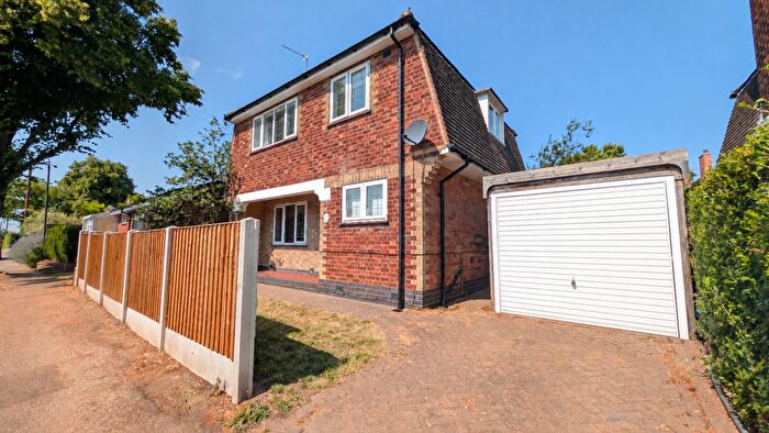 3 Bedroom Detached House To Rent In Marshall Hill Drive, Mapperley, NG3