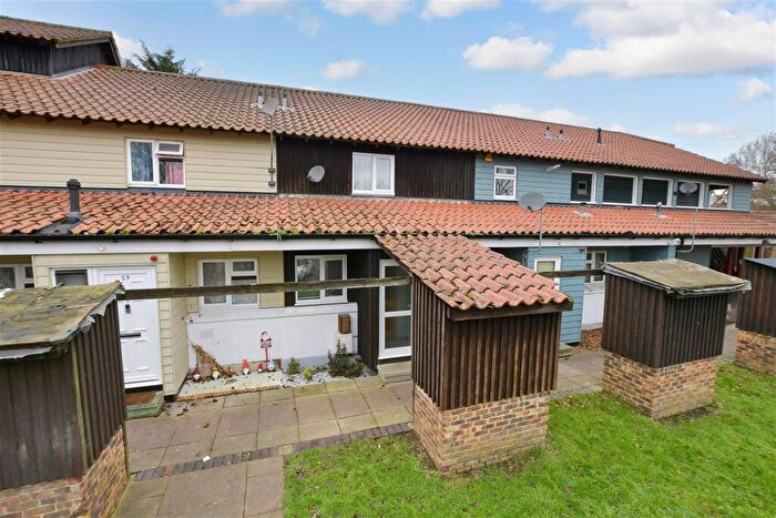 3 Bedroom Terraced House For Sale In Loxford, Basildon, Essex, SS13