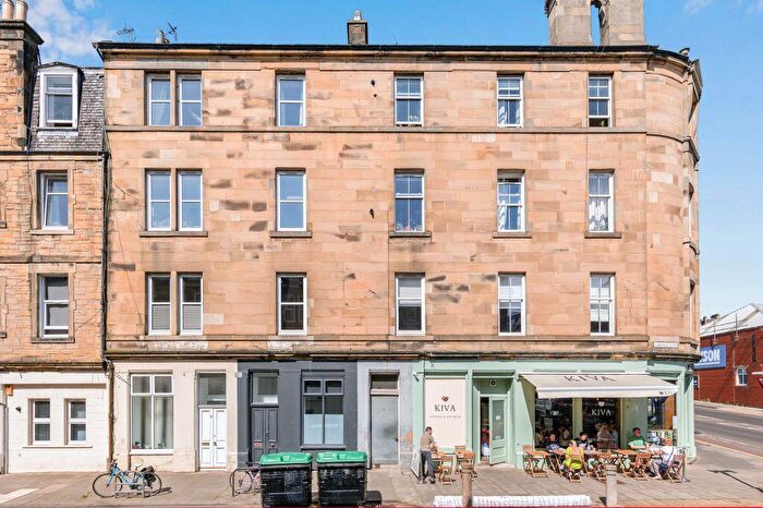 2 Bedroom Flat For Sale In / Grange Loan, Grange, Edinburgh, EH9