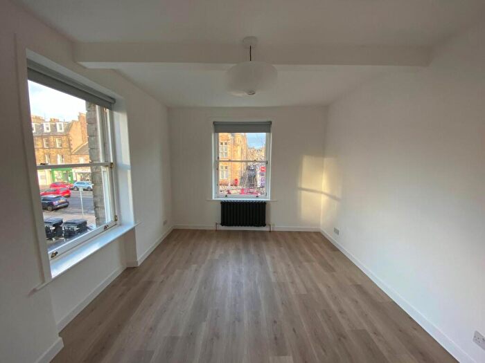 2 Bedroom Flat To Rent In Portobello High Street, Edinburgh, Midlothian, EH15