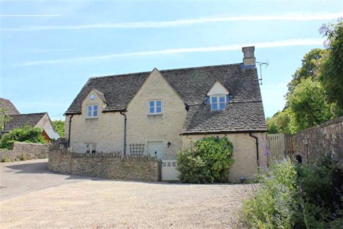 3 Bedroom Detached House To Rent In Burford, Oxfordshire, OX18