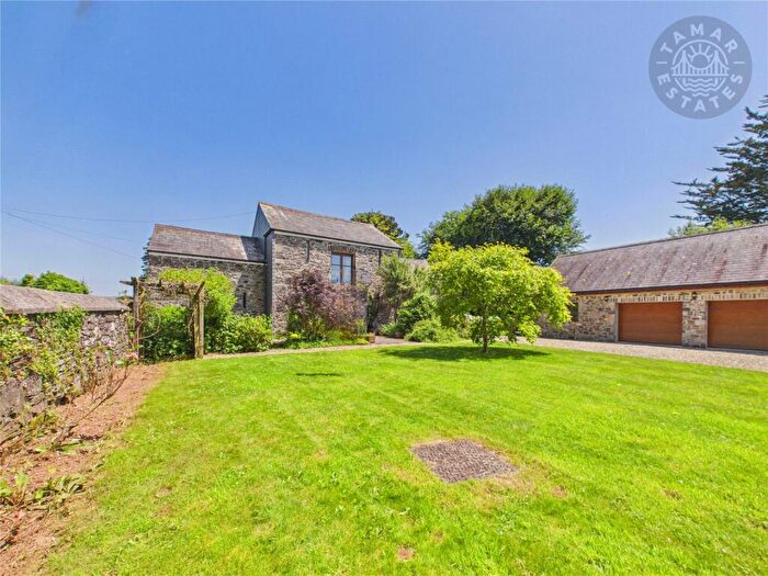 3 Bedroom Detached House For Sale In Kilworthy Road, Tavistock, Devon, PL19