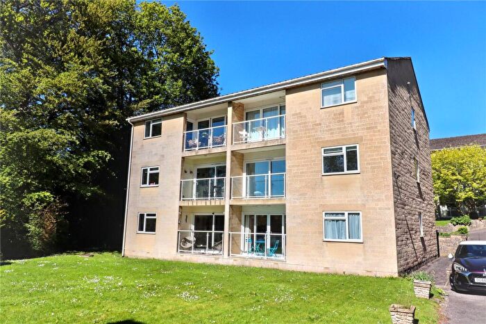 2 Bedroom Apartment For Sale In Weston Park Court, Weston Park East, Bath, BA1