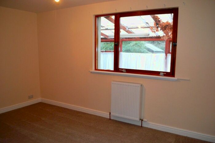 3 Bedroom Bungalow To Rent In Croft Road, Forres, IV36
