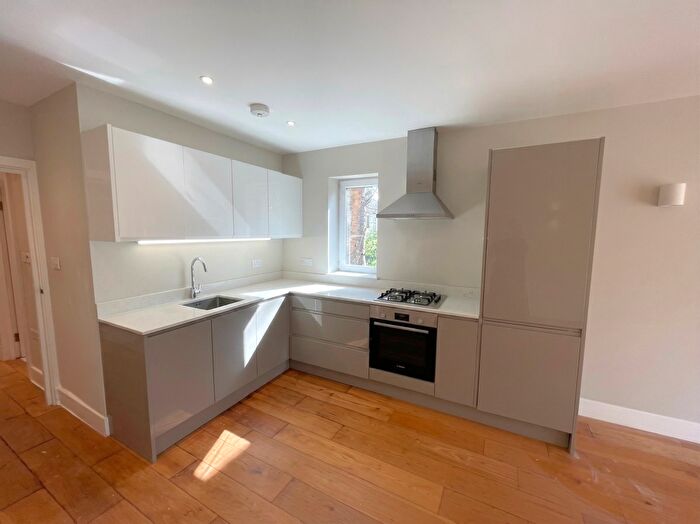 1 Bedroom Flat To Rent In James's Park, Croydon, London, CR0