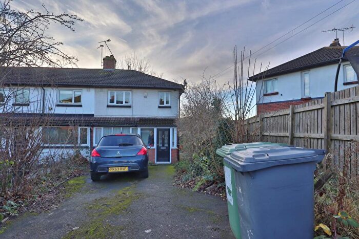 2 Bedroom End Of Terrace House For Sale In Burley Wood Crescent, Leeds, LS4