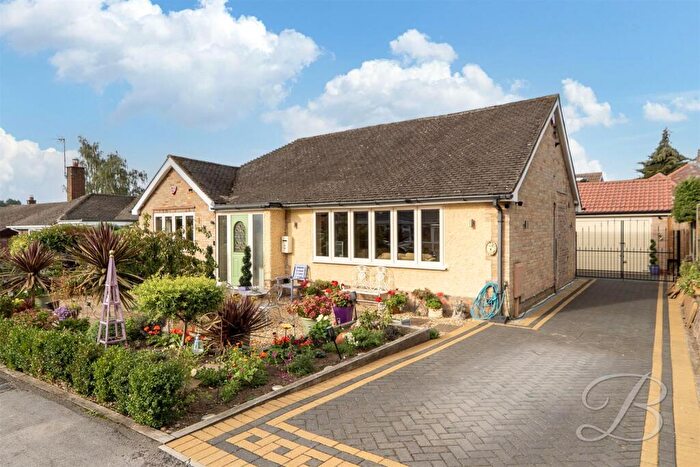2 Bedroom Detached Bungalow For Sale In Barbers Wood Close, Ravenshead, Nottingham, NG15